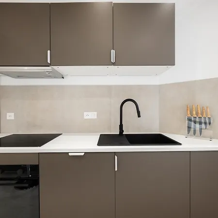 Deux Pièces Rénové Au Coeur De La Vieille Ac Appartement *